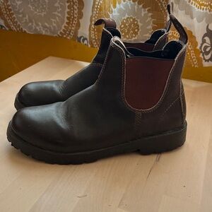 Blundstone Chocolate Leather Ankle Boots women size 8